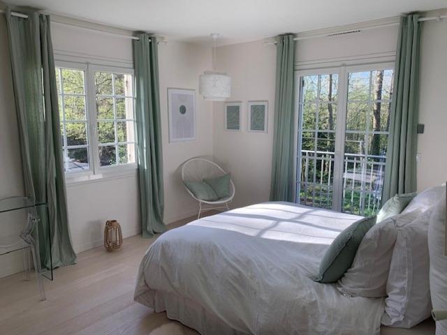 Parenthese Buc'Olique Bed & Breakfast Buc  Eksteriør bilde